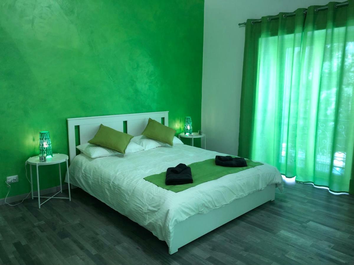 Villa Tembo House - Pantano 1 Aeroporto di Catania Fontana Rossa Esterno foto